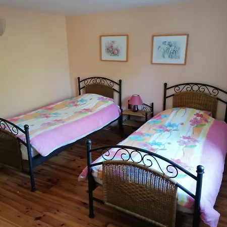 Celine - Maurenne Hastière-Lavaux